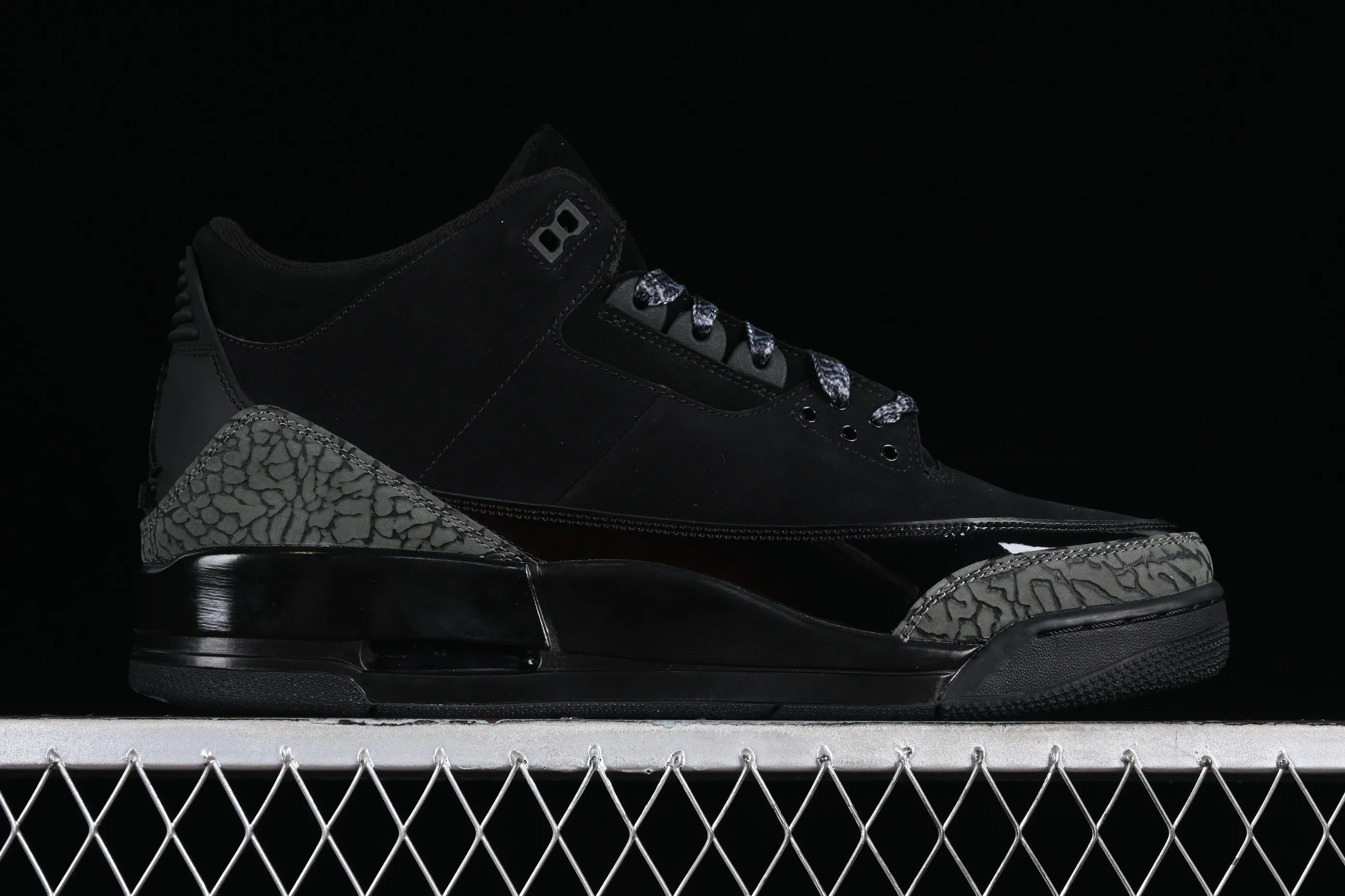 All categories Air Jordan Jordan series basketball shoes Air Jordan 3 LW version Air Jordan 3 Retro AJ3 Joe 3 Black Cat Explosion pattern CK9246-168